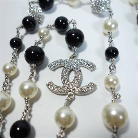 black and white chanel necklace|long chanel necklace with pearls.